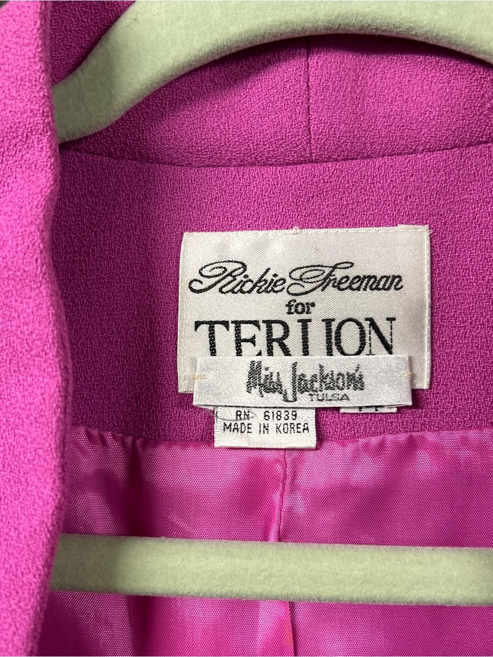 Rickie Freeman for Teri Jon Vibrant Fuchsia Pink Blazer